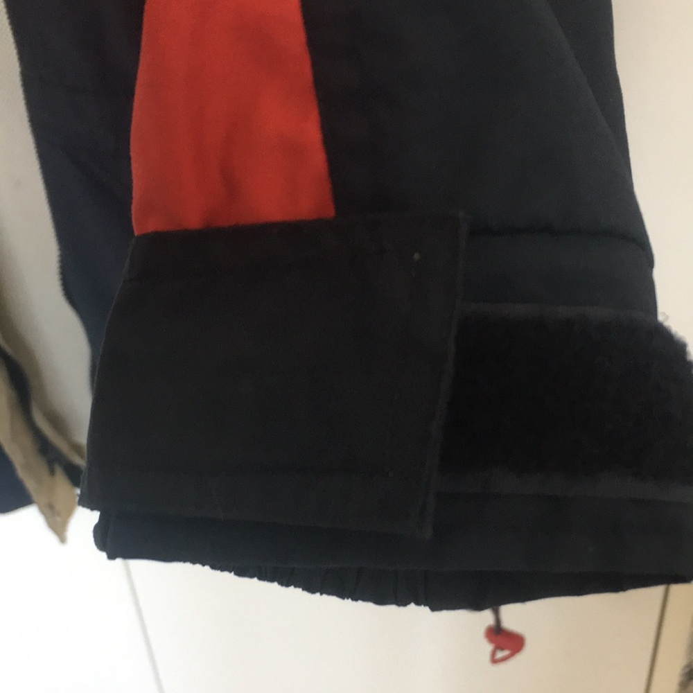 NWOT: Hooded Rain Windbreaker Jacket - Size Small - Picture 12 of 16